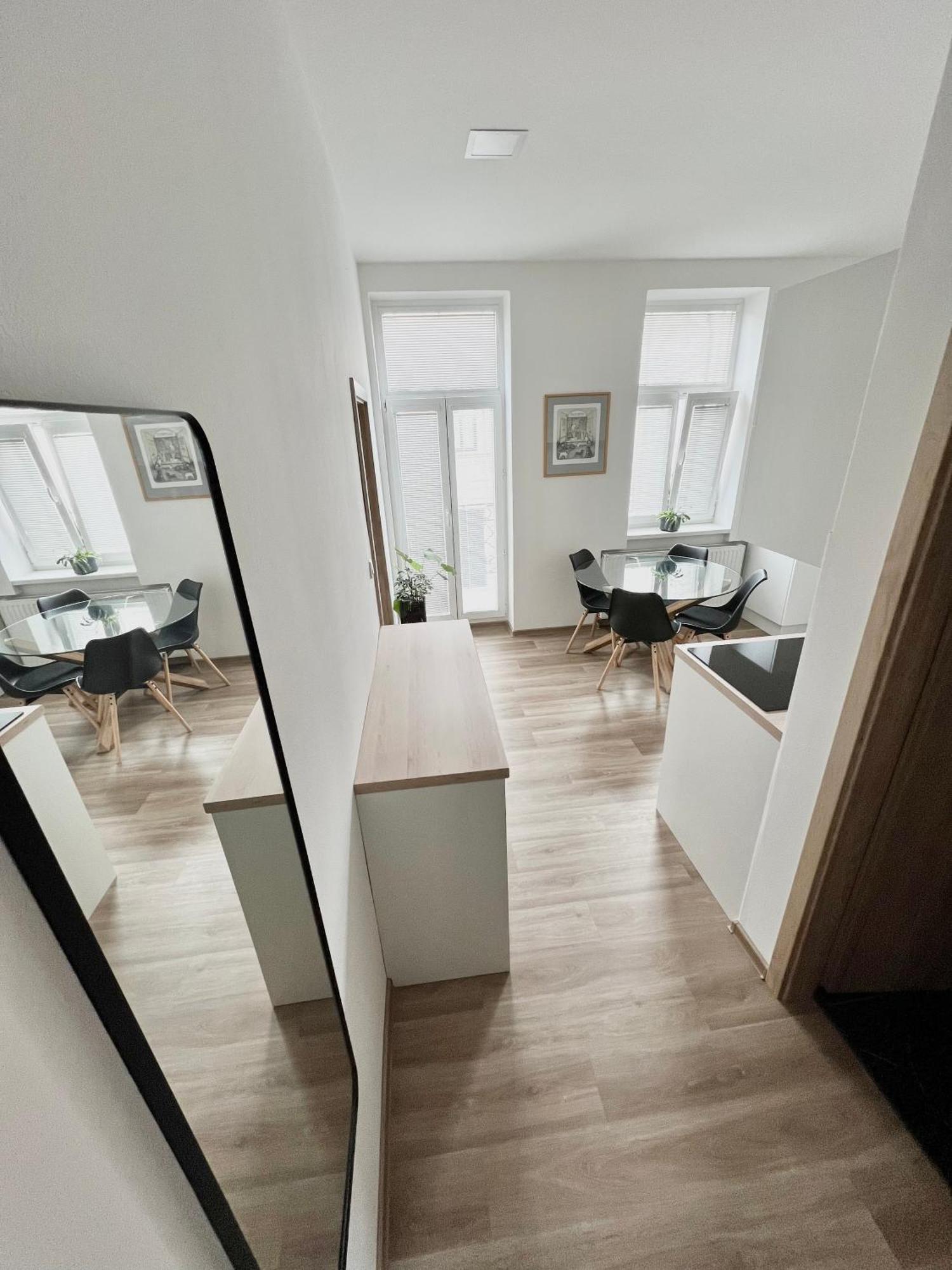 Susilova 14 Apartments III Пршеров Екстер'єр фото